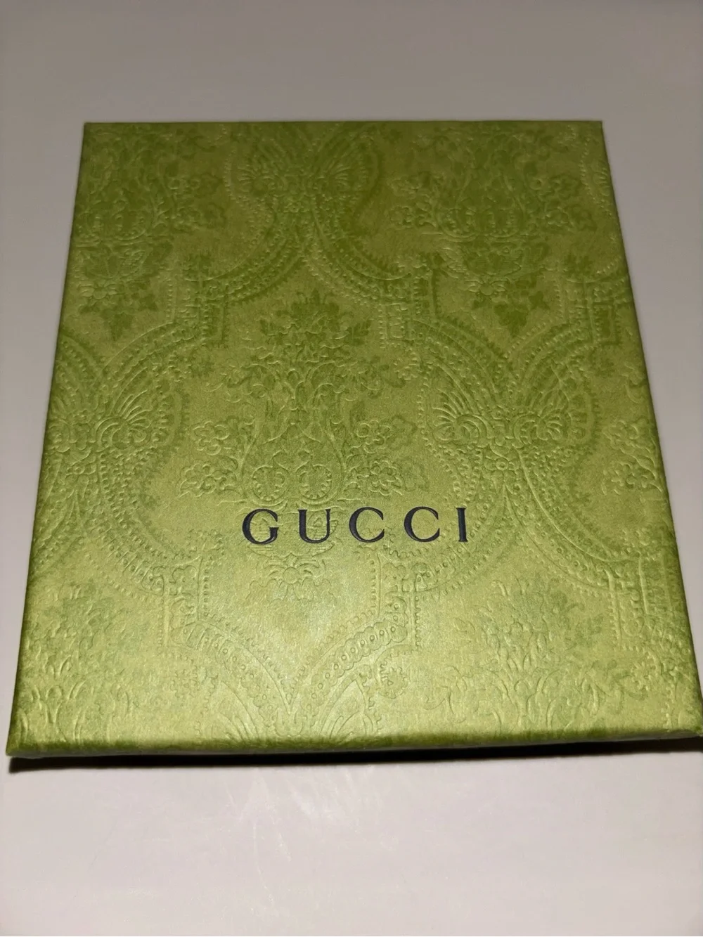 Gucci Black and Beige GG Supreme Leather Card Holder